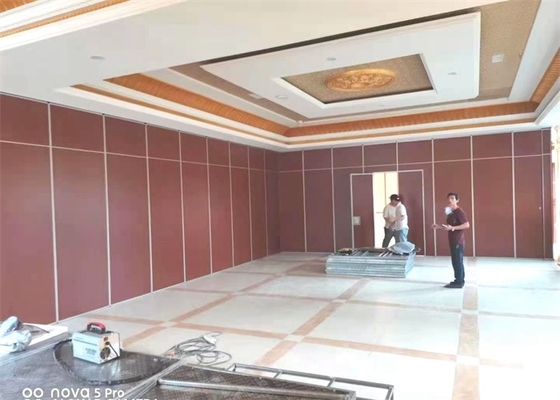 एल्यूमीनियम फ्रेम फोल्डिंग चल स्टेनलेस स्टील कांच विभाजन दीवार टेम्पर्ड कार्यालय कांच विभाजन दीवार